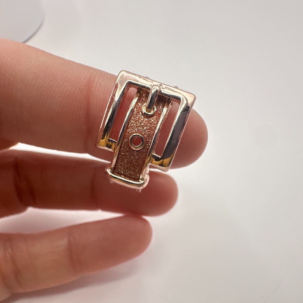 Vintage 90s Rose Gold Tone Resin Belt Buckle Fashion Ring Statement Jewelry - Picture 7 of 8